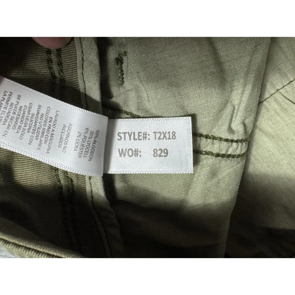 DU/ER Men's 38x30 Live Free Adventure Pants Loden Green Cargo Technical Fabric